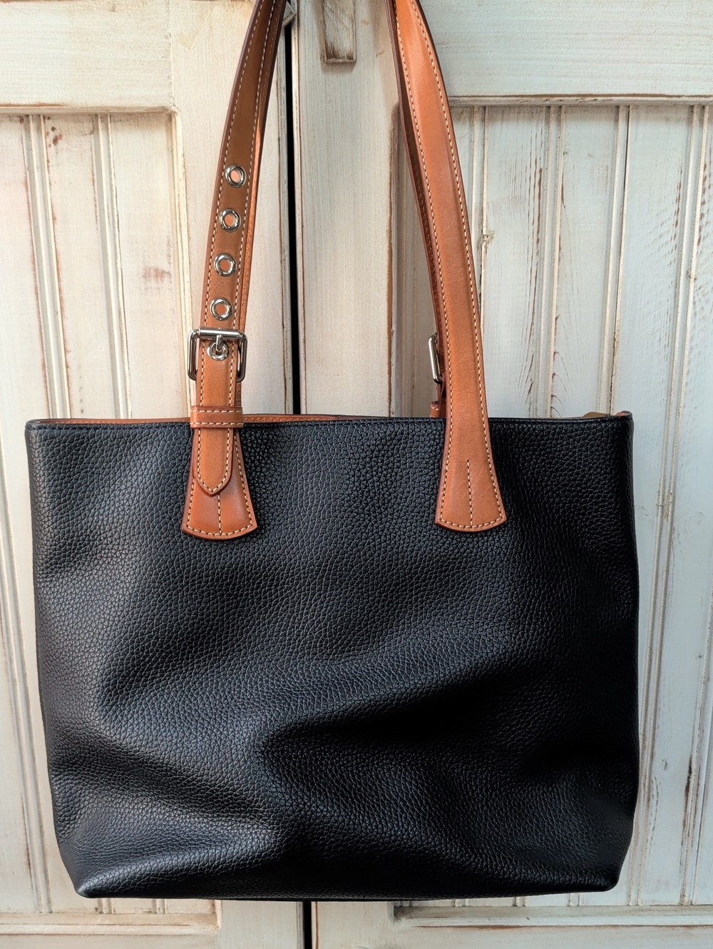Dooney & Bourke, Midnight Blue Large Pebble Leather Tote With Rich Red Lining - Picture 3 of 16